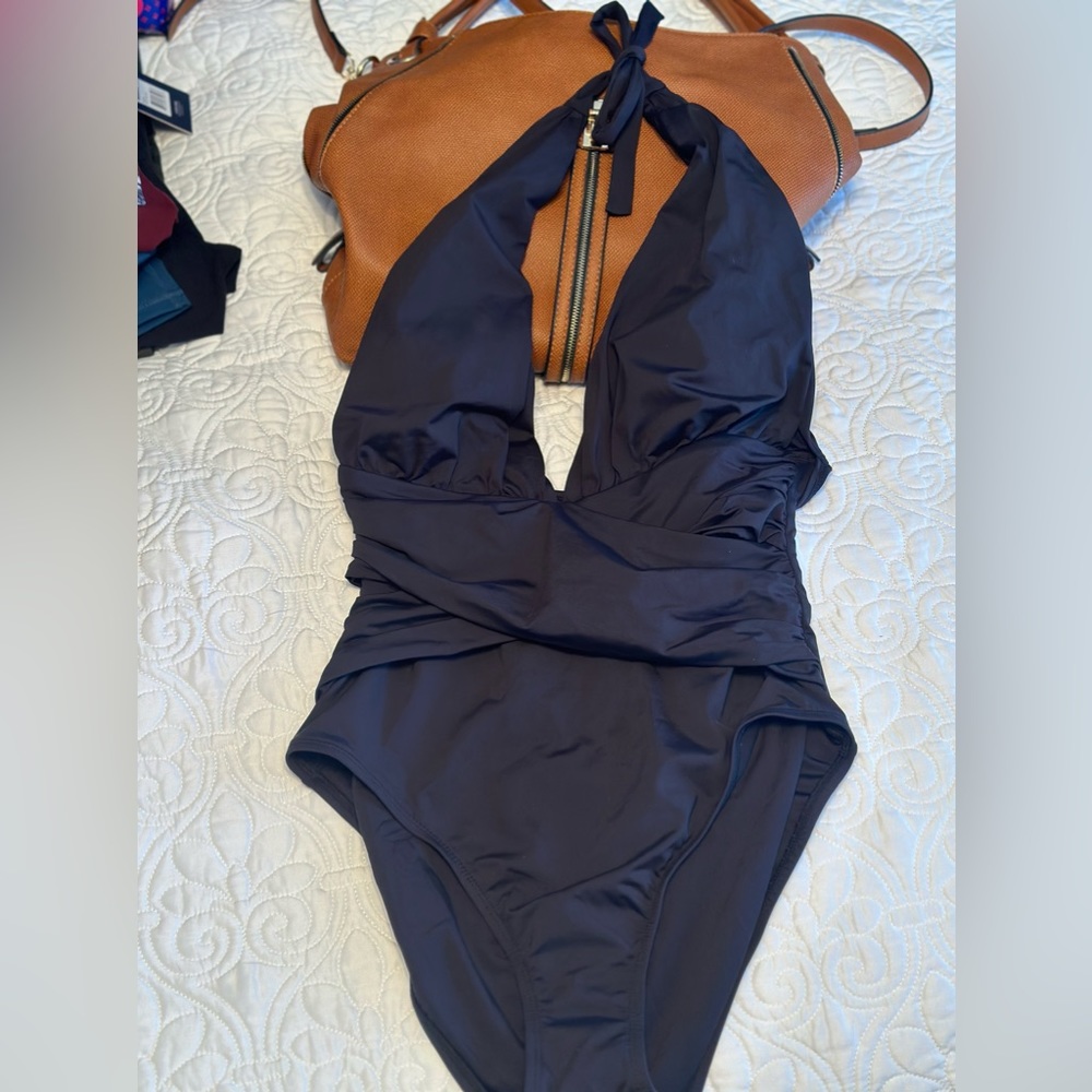 - La Blanca black one piece swim suit size 12 - Picture 2 of 10